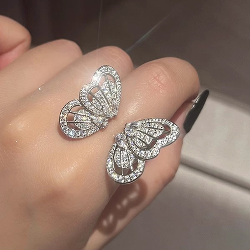 Classic Ring with Timeless Appeal