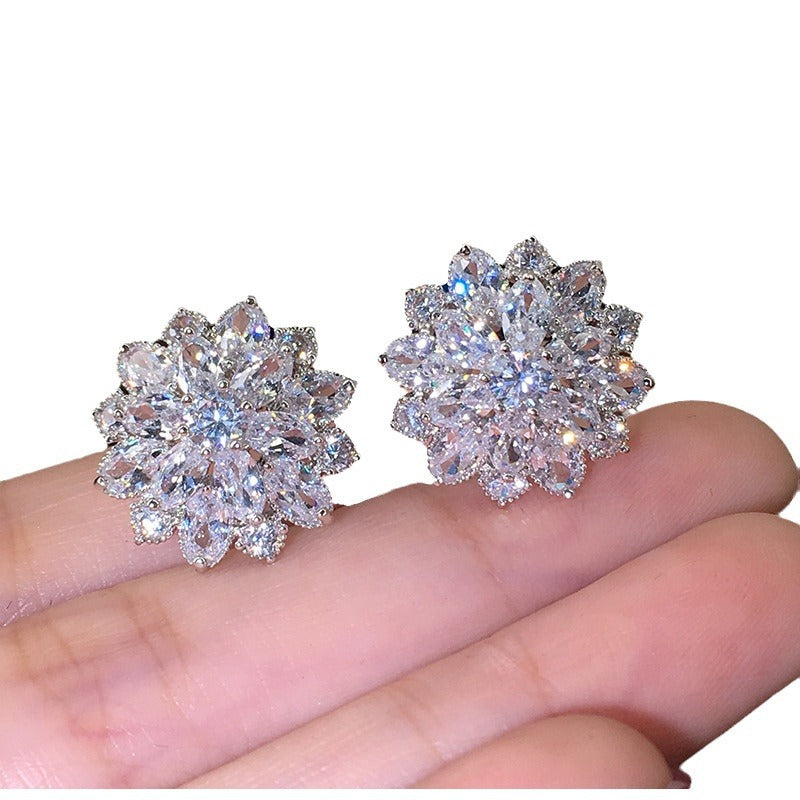 Romantic Earring for Special Moments