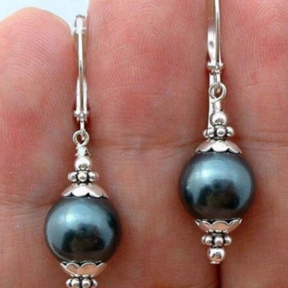 Stunning Pearl Earring for Daily Wear