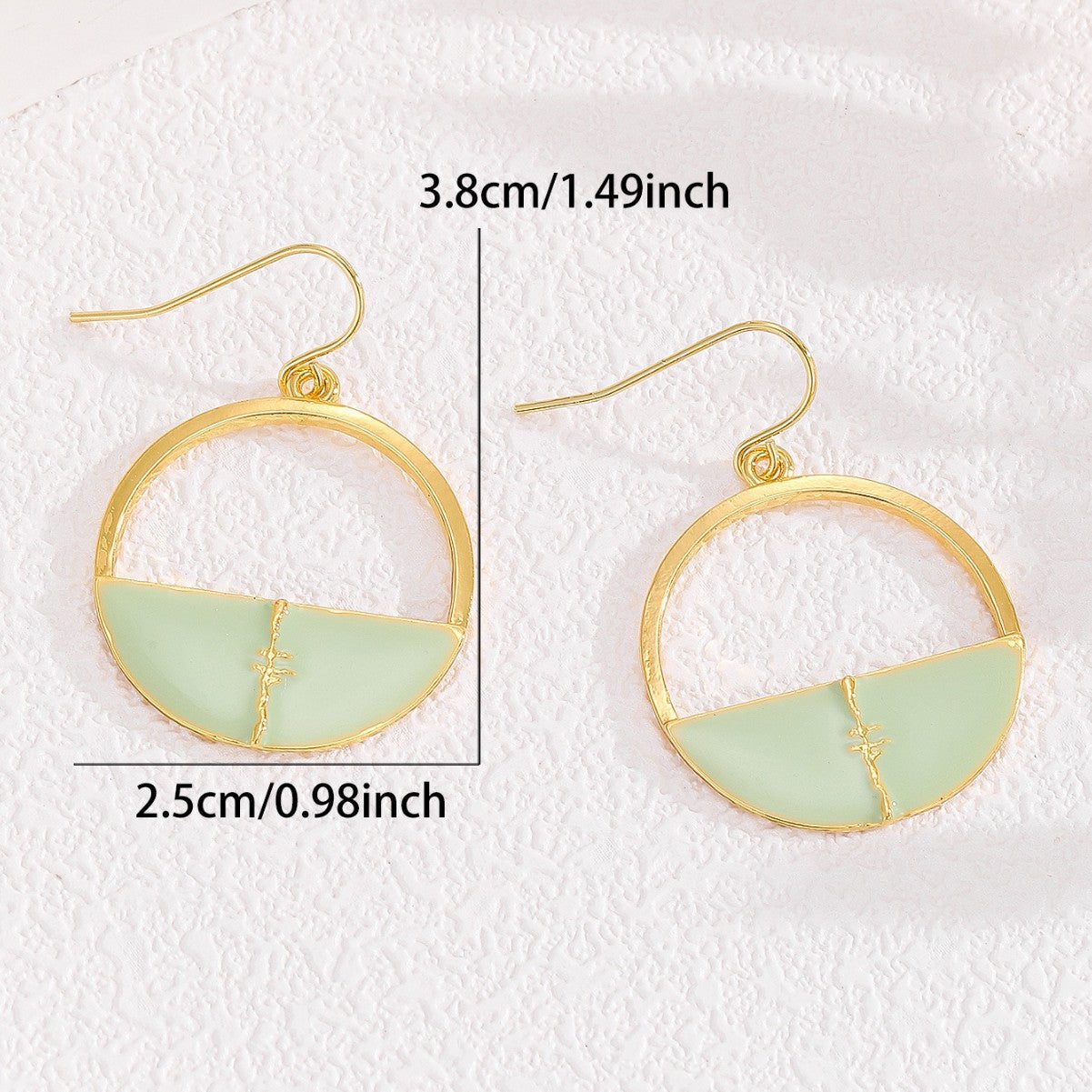 Charming Earring for Any Occasion