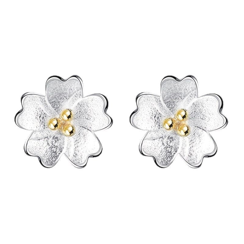 Charming Silver Earring for Any Occasion