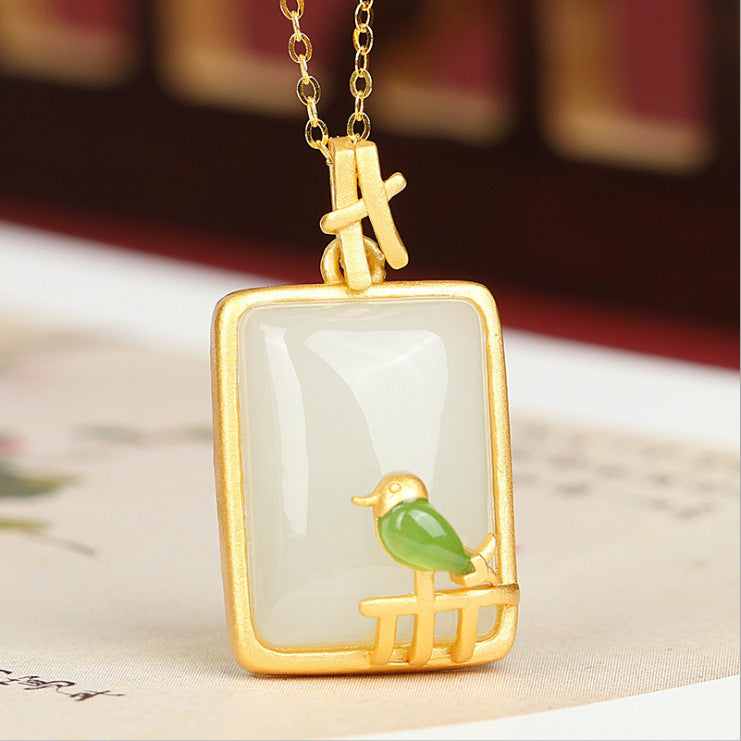 Stunning Gold Necklace for Daily Wear