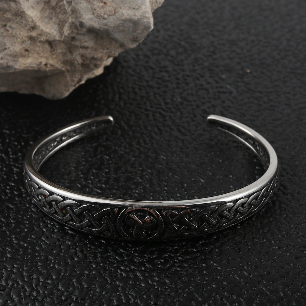 Classic Bracelet with Timeless Appeal
