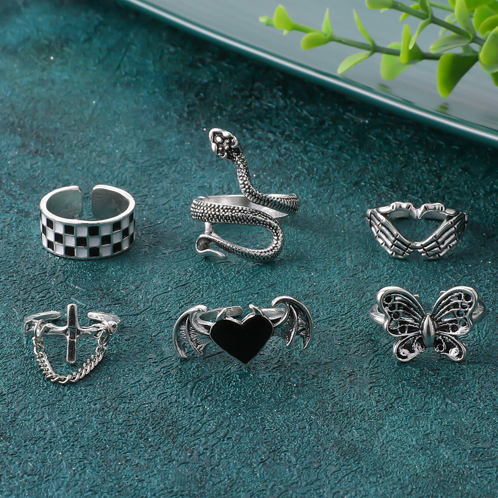 Beautiful Set with Unique Style