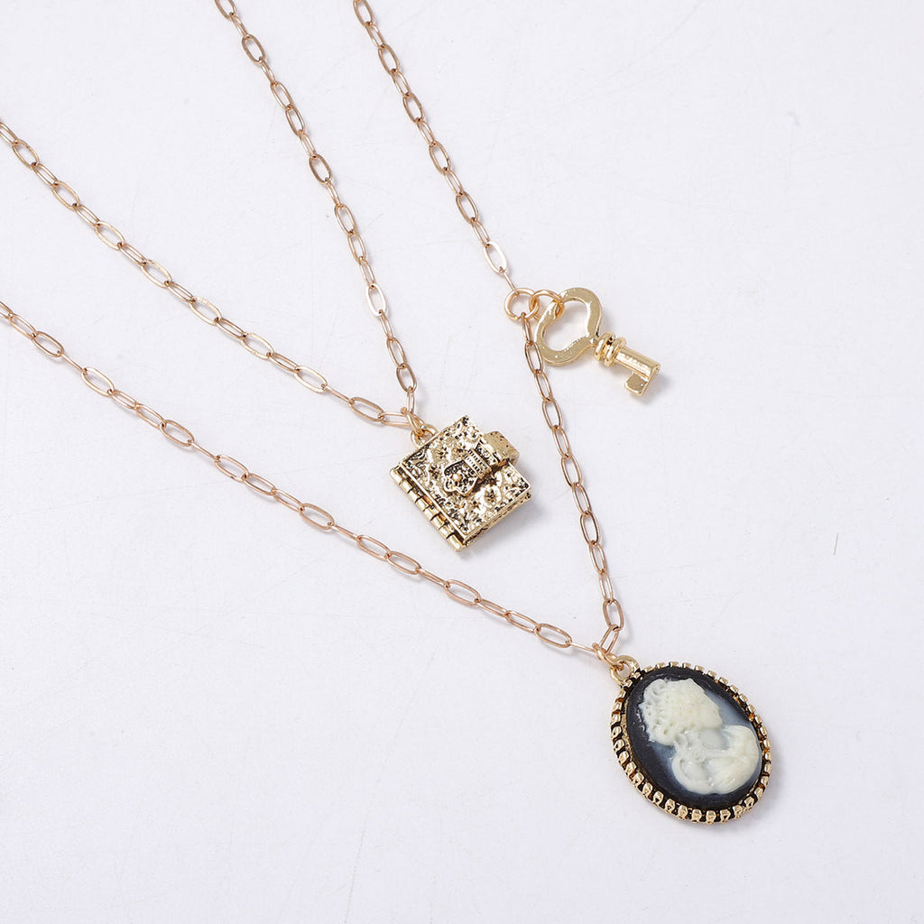 Elegant Piece for Every Occasion