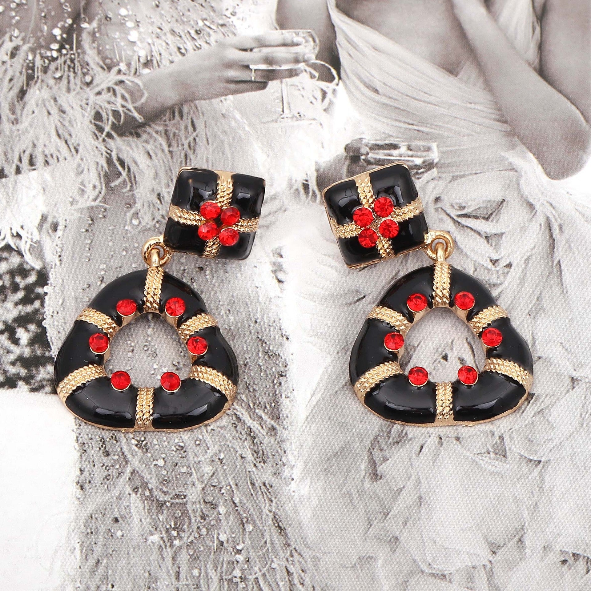 Romantic Earring for Special Moments