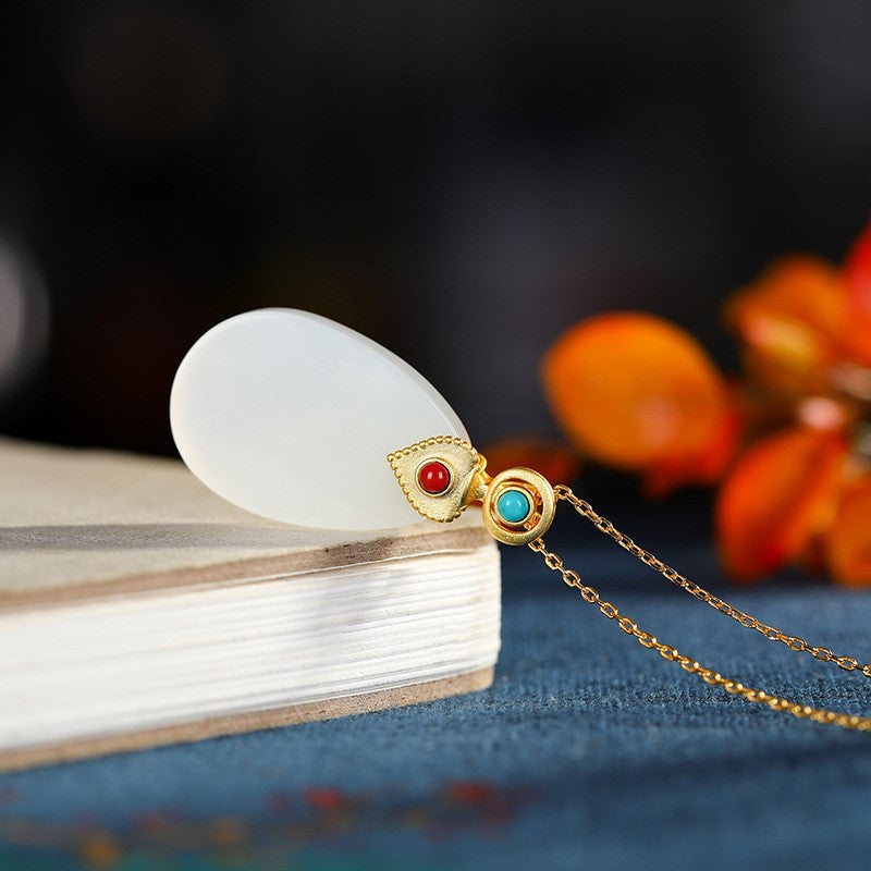 Classic Gold Necklace with Timeless Appeal