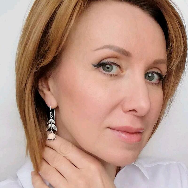 Stunning Earring for Daily Wear