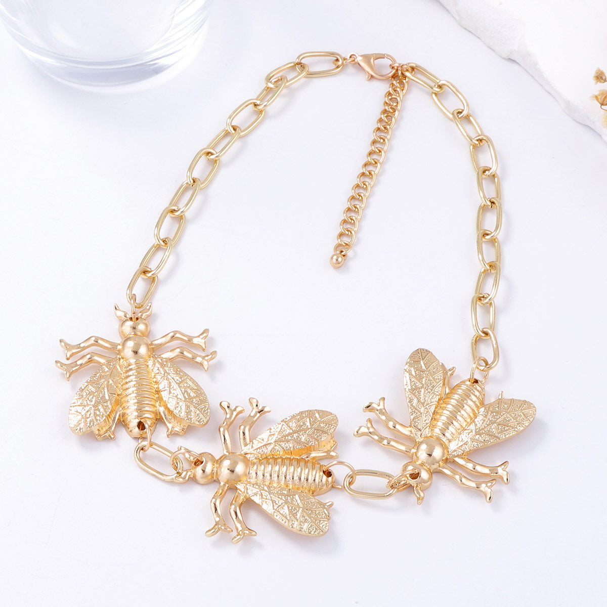 Charming Chain for Any Occasion
