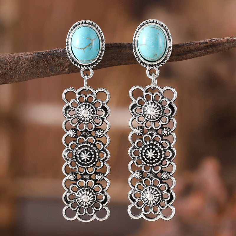 Charming Earring for Any Occasion