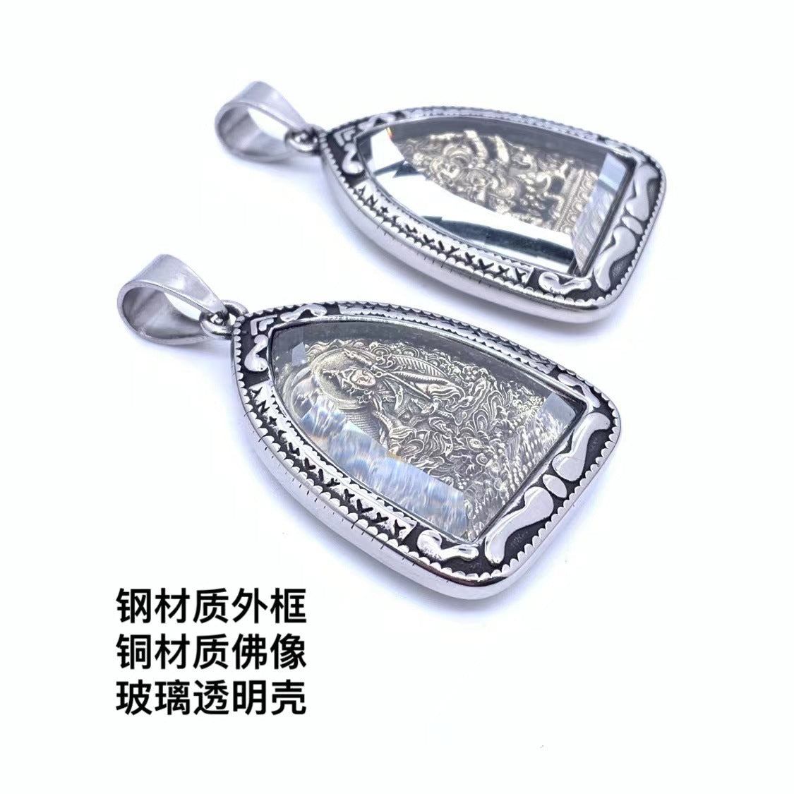 Beautiful Pendant with Unique Style