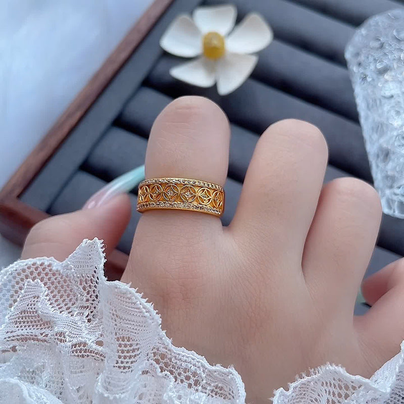 Romantic Gold Ring for Special Moments