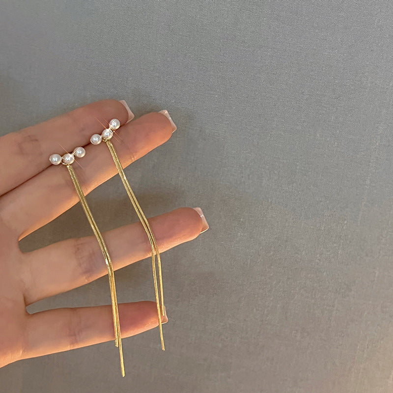 Romantic Pearl Earring for Special Moments