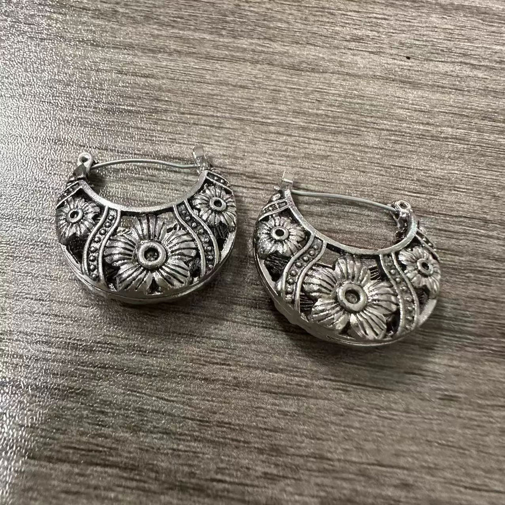 Elegant Earring for Every Occasion
