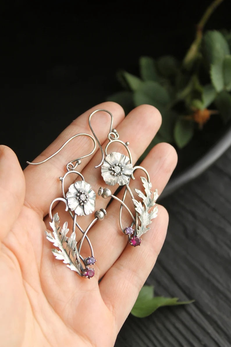 Beautiful Silver Earring with Unique Style
