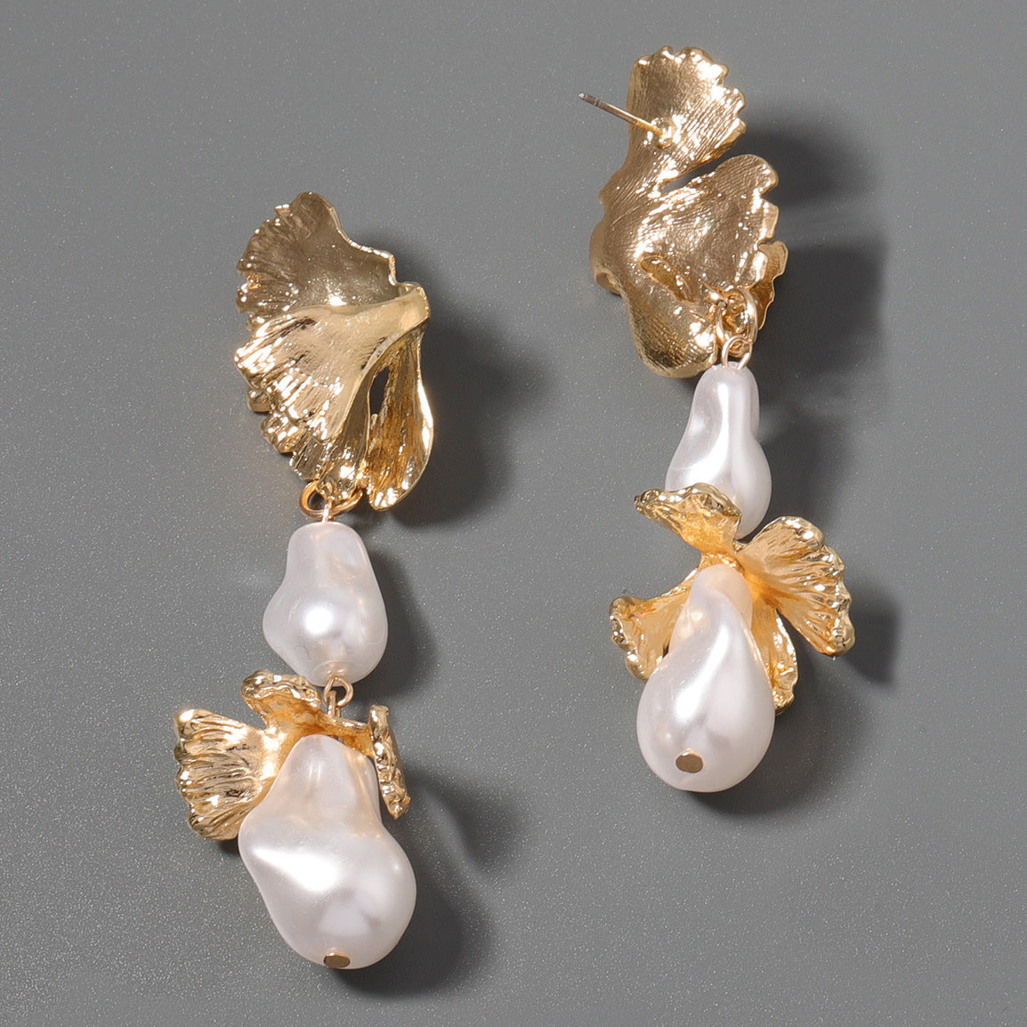 Stunning Pearl Earring for Daily Wear