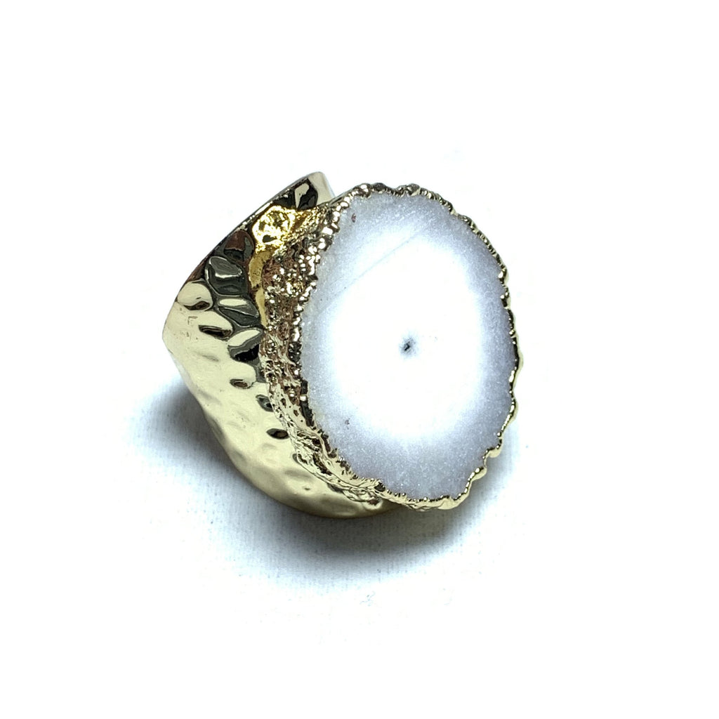 Elegant Gold Ring for Every Occasion