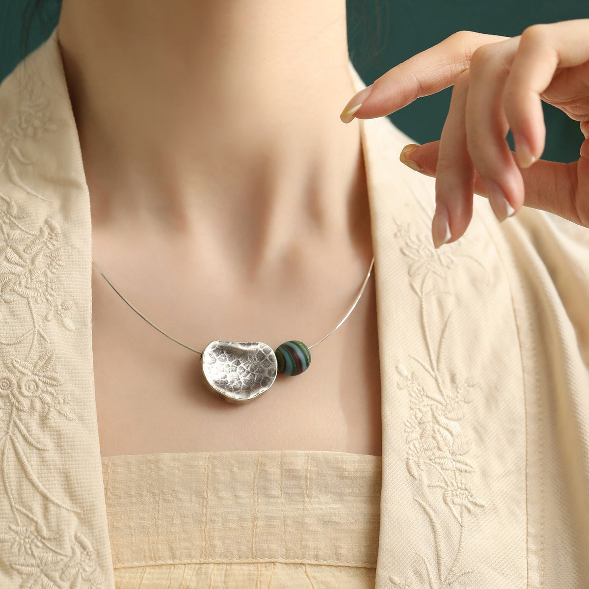Stunning Silver Necklace for Daily Wear