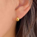 Romantic Gold Earring for Special Moments