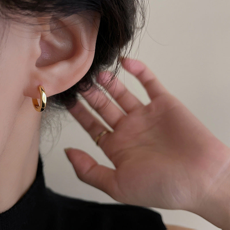 Vintage Handmade Gold Earring