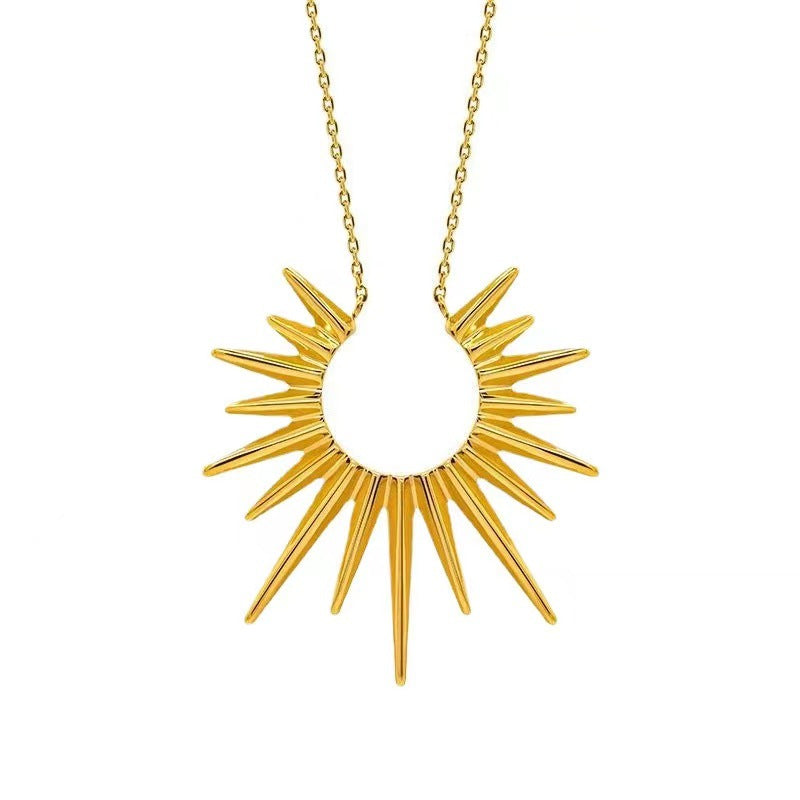 Classic Gold Necklace with Timeless Appeal