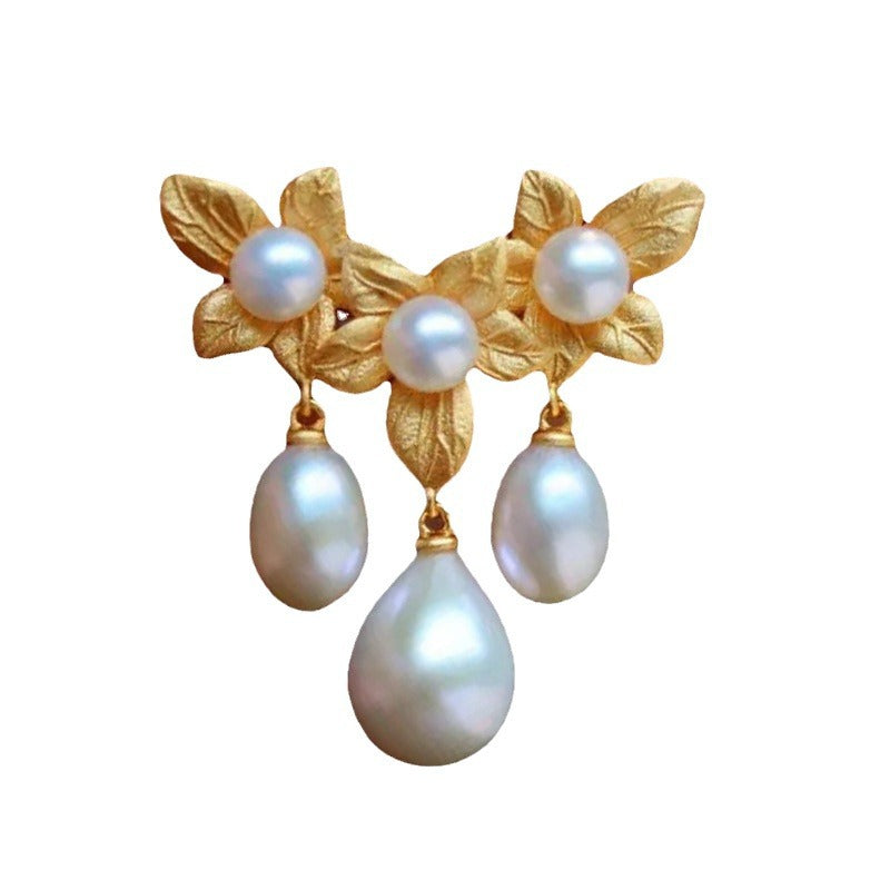 Charming Silver Piece for Any Occasion