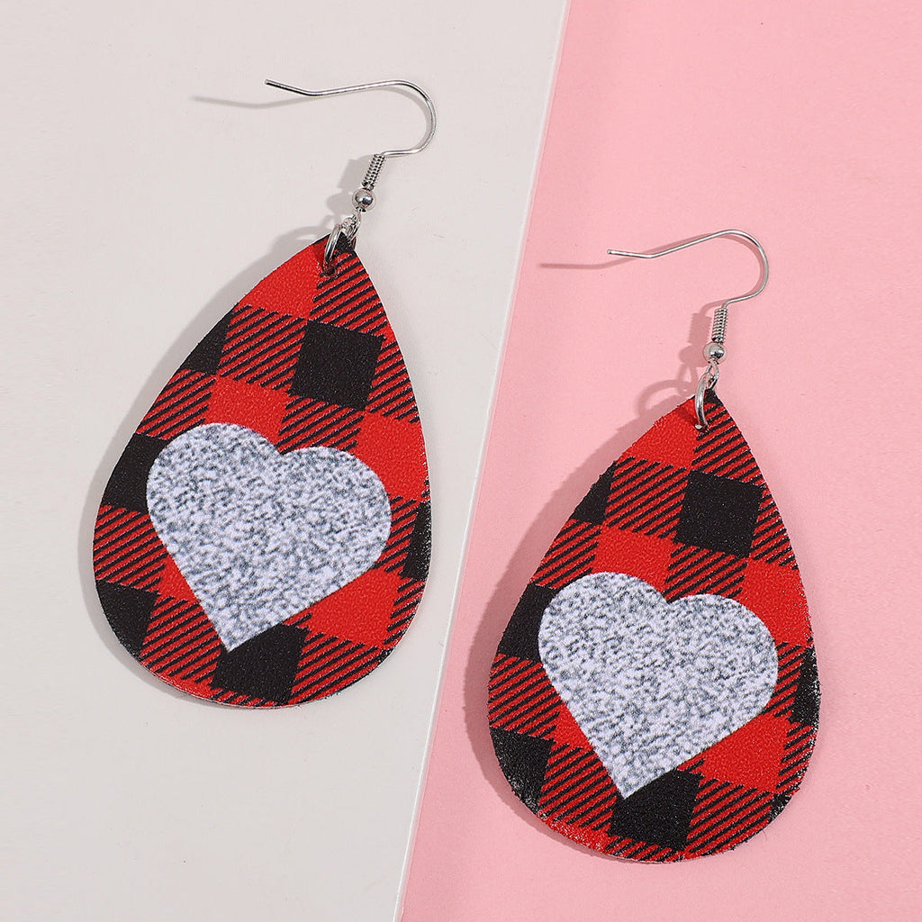 Charming Silver Earring for Any Occasion