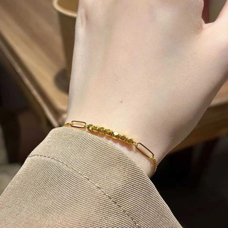 Stunning Gold Bracelet for Daily Wear