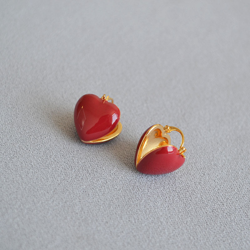 Elegant Gold Earring for Every Occasion