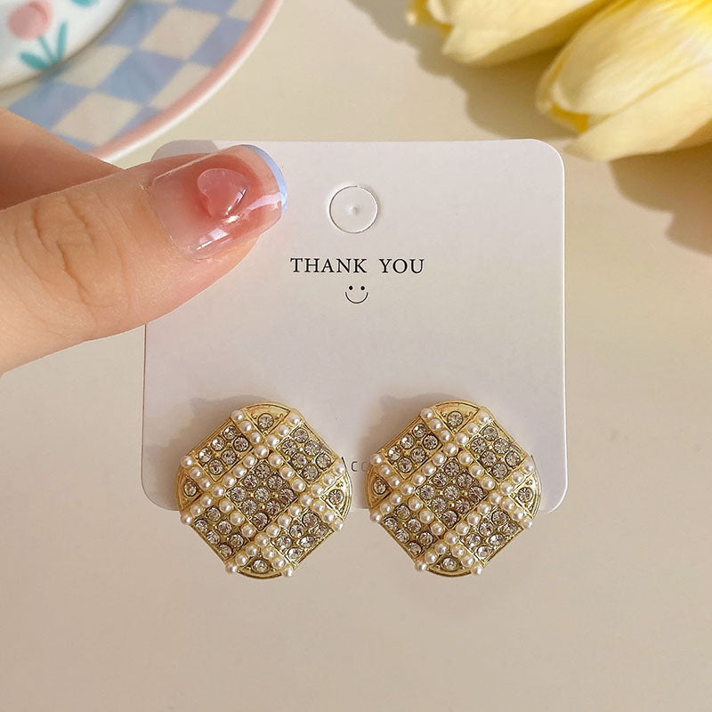 Romantic Earring for Special Moments