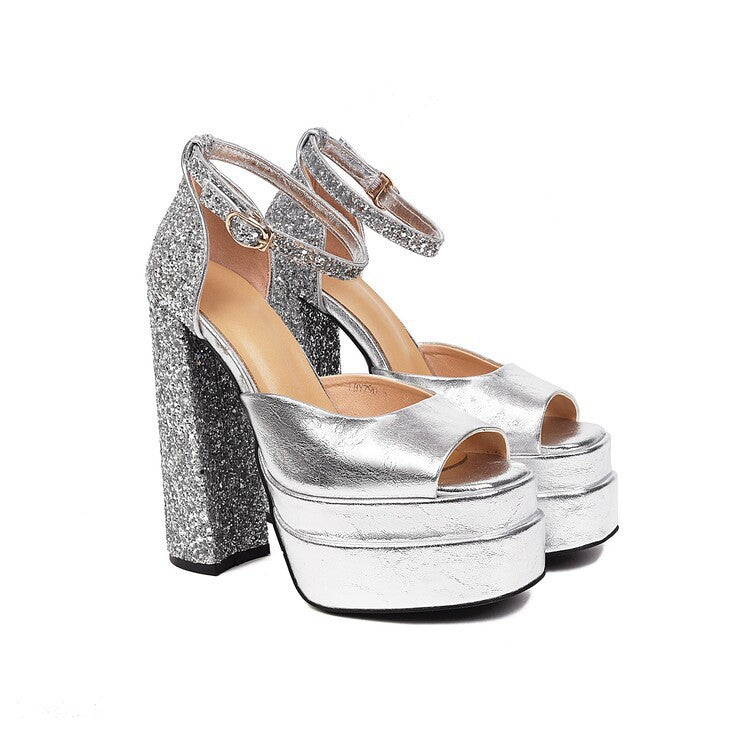Graceful Orthopedic Sandals for Modern Look