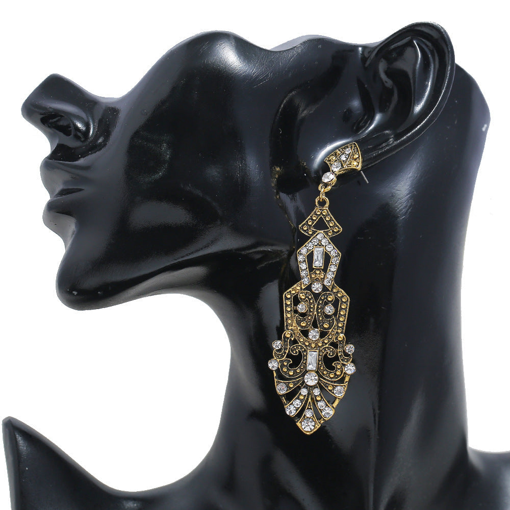 Romantic Earring for Special Moments