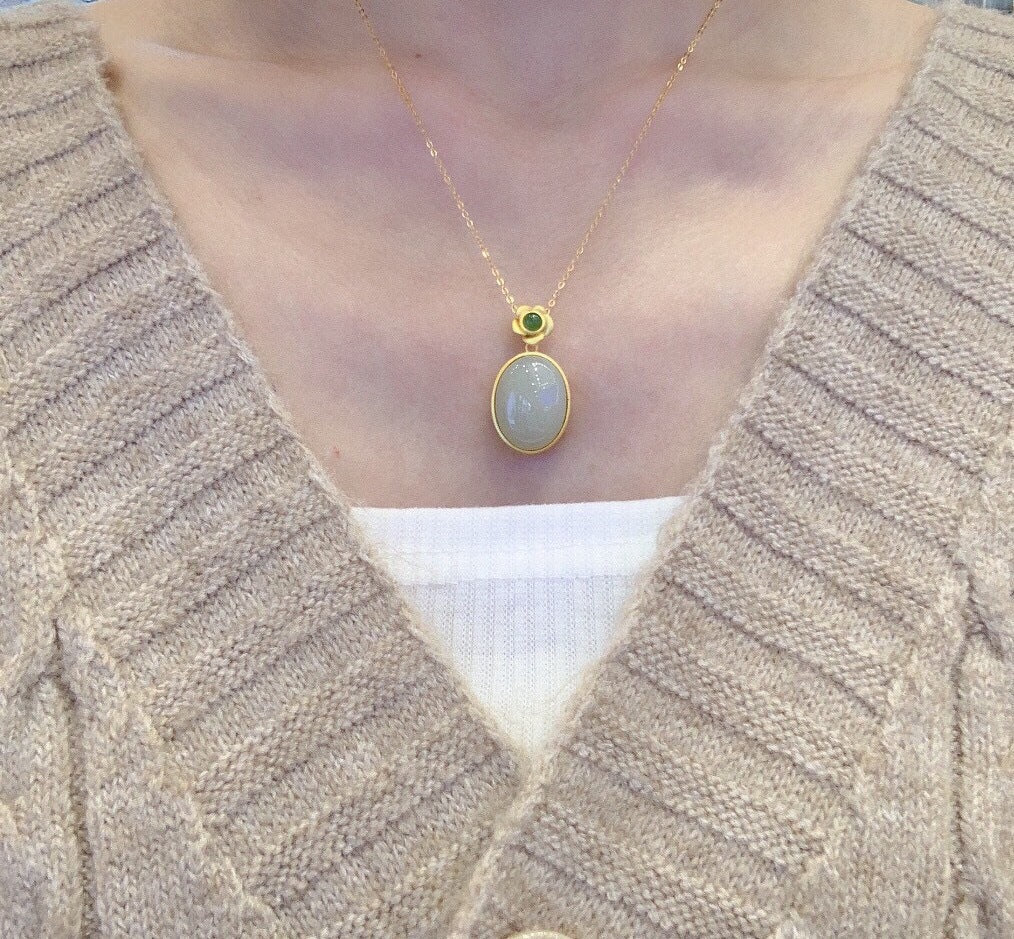 Elegant Silver Necklace for Every Occasion