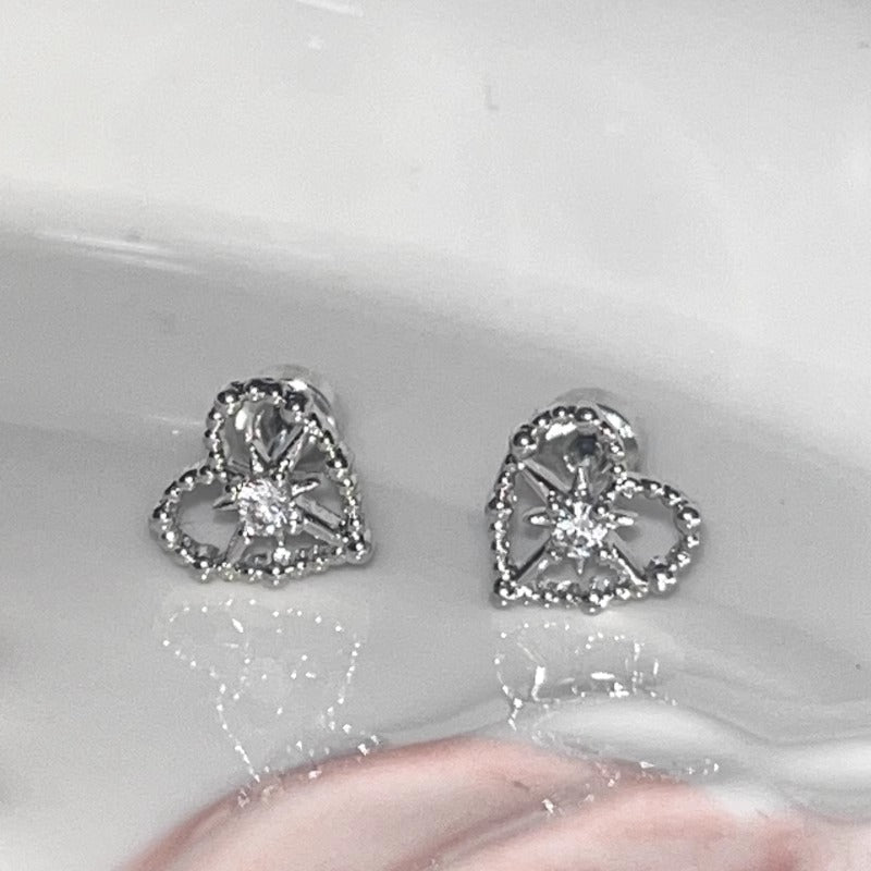 Charming Earring for Any Occasion
