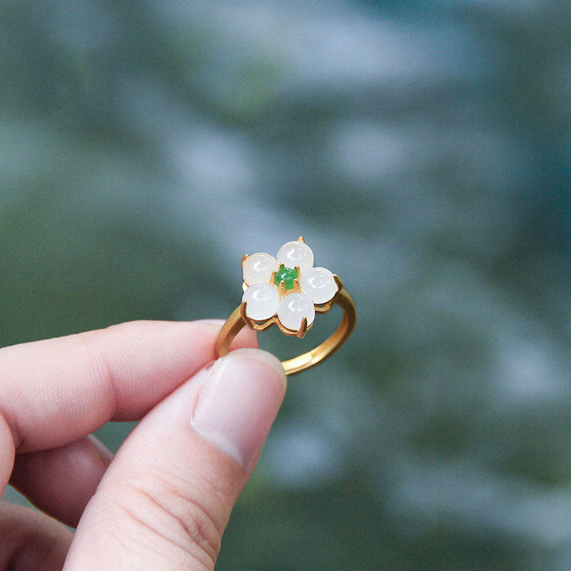 Classic Ring with Timeless Appeal