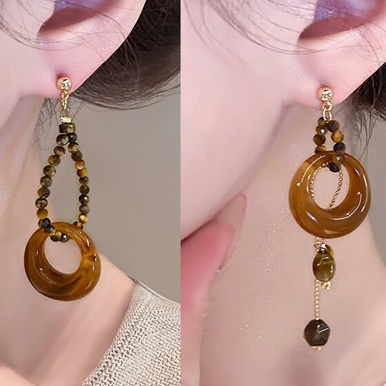 Elegant Earring for Every Occasion