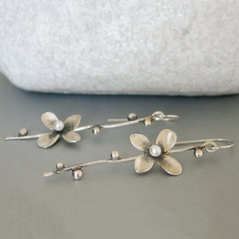 Elegant Pearl Earring for Every Occasion