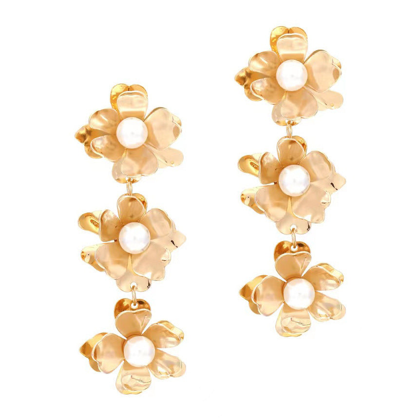 Stunning Pearl Earring for Daily Wear