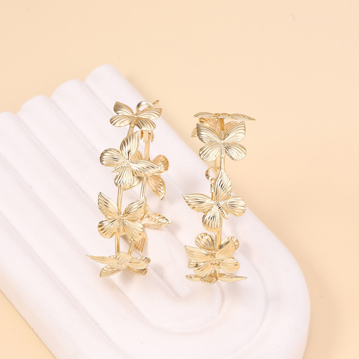 Classic Earring with Timeless Appeal