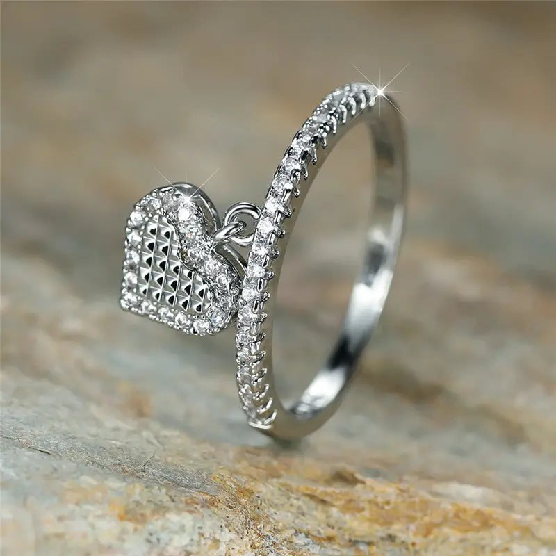 Stunning Pendant for Daily Wear