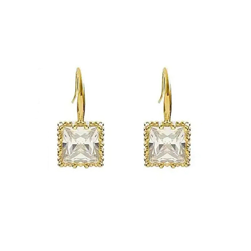 Classic Earring with Timeless Appeal
