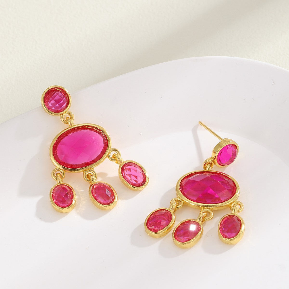 Charming Earring for Any Occasion