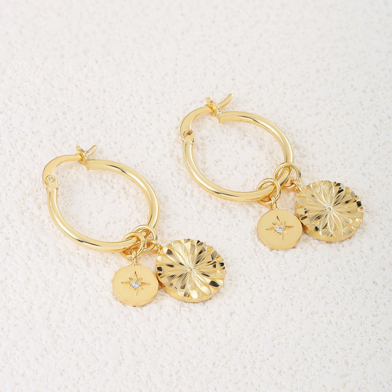 Elegant Gold Earring for Every Occasion