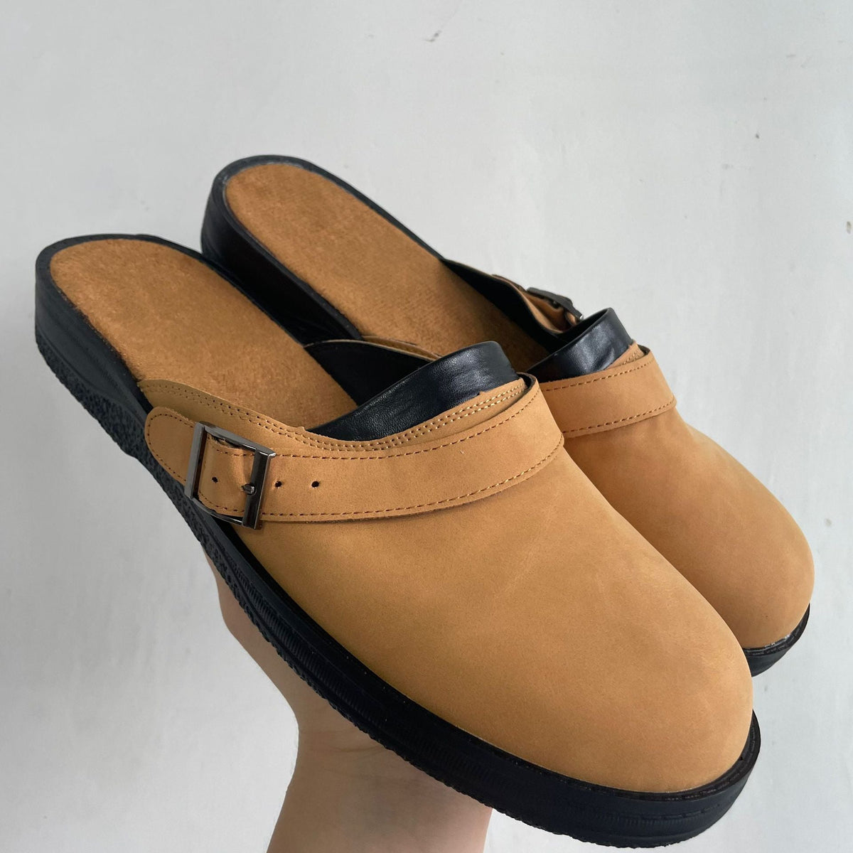 Chic Orthopedic Sandals with Unique Design