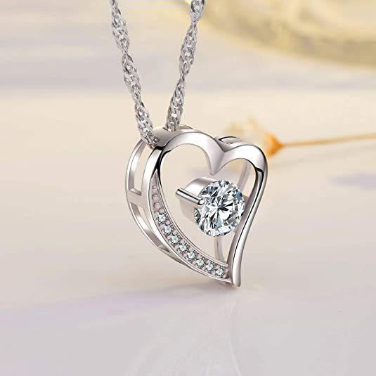 Romantic Necklace for Special Moments