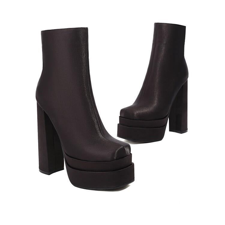 Classic Orthopedic Boots with Timeless Style