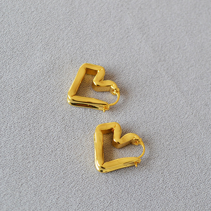 Vintage Handmade Gold Earring