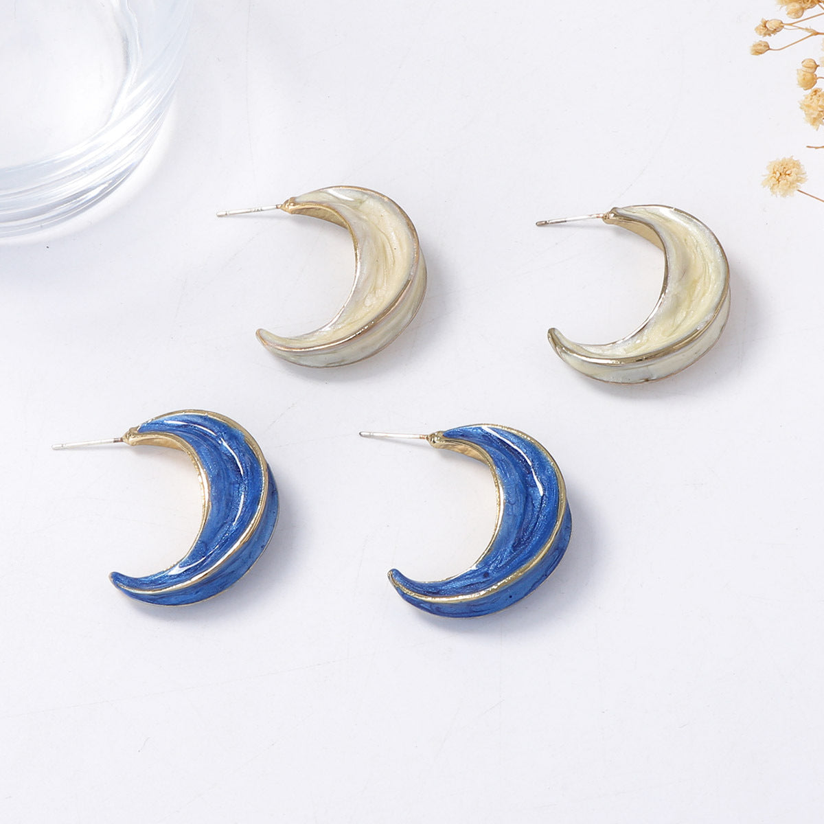 Charming Piece for Any Occasion