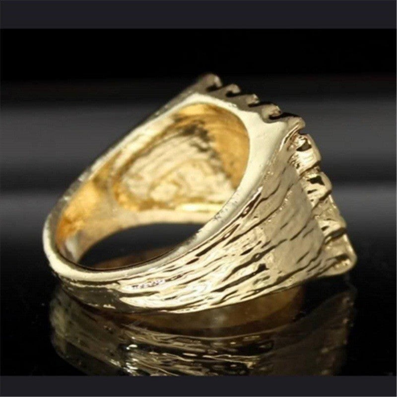 Romantic Gold Ring for Special Moments