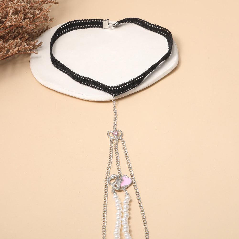 Classic Pearl Chain with Timeless Appeal